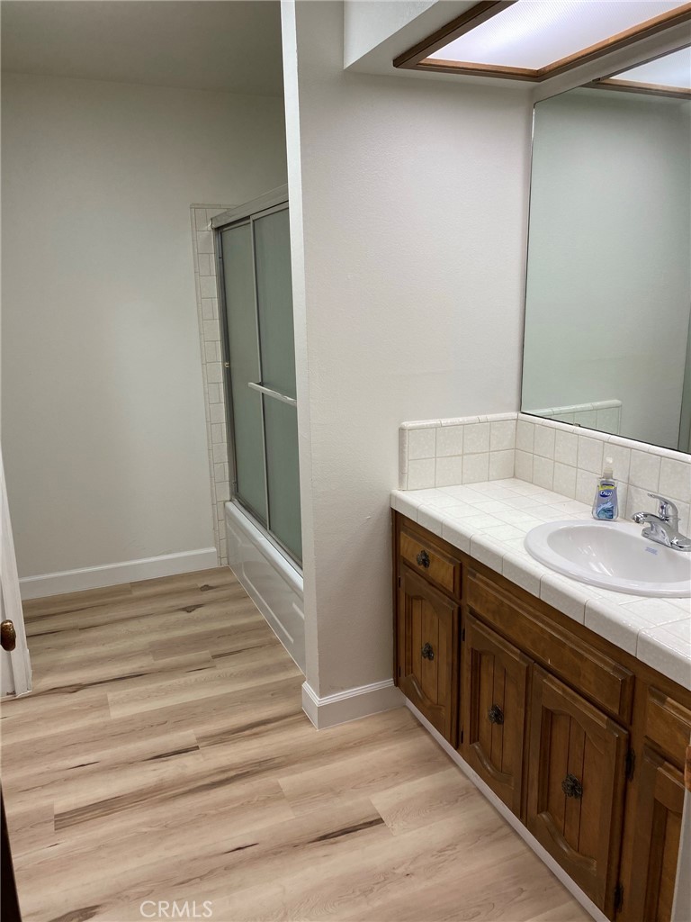 4619 N Emerson, Fresno, CA 93722