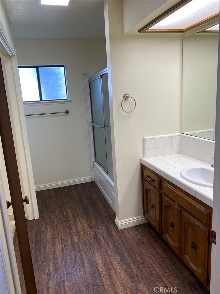 4619 N Emerson, Fresno, CA 93722