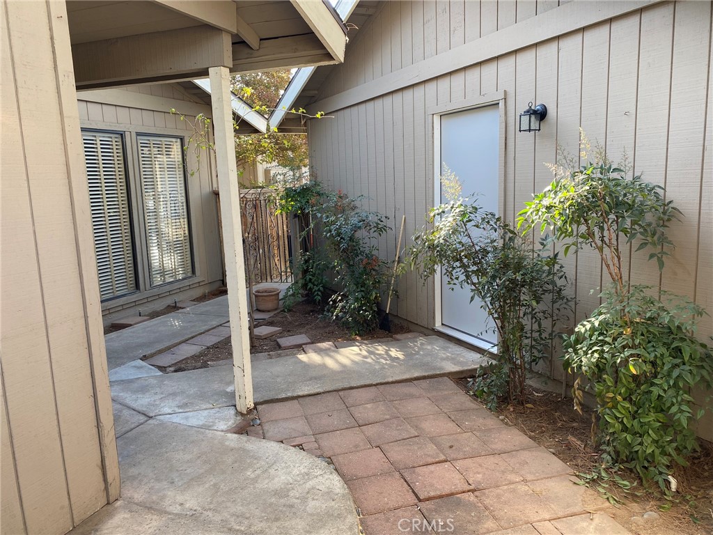 4619 N Emerson, Fresno, CA 93722