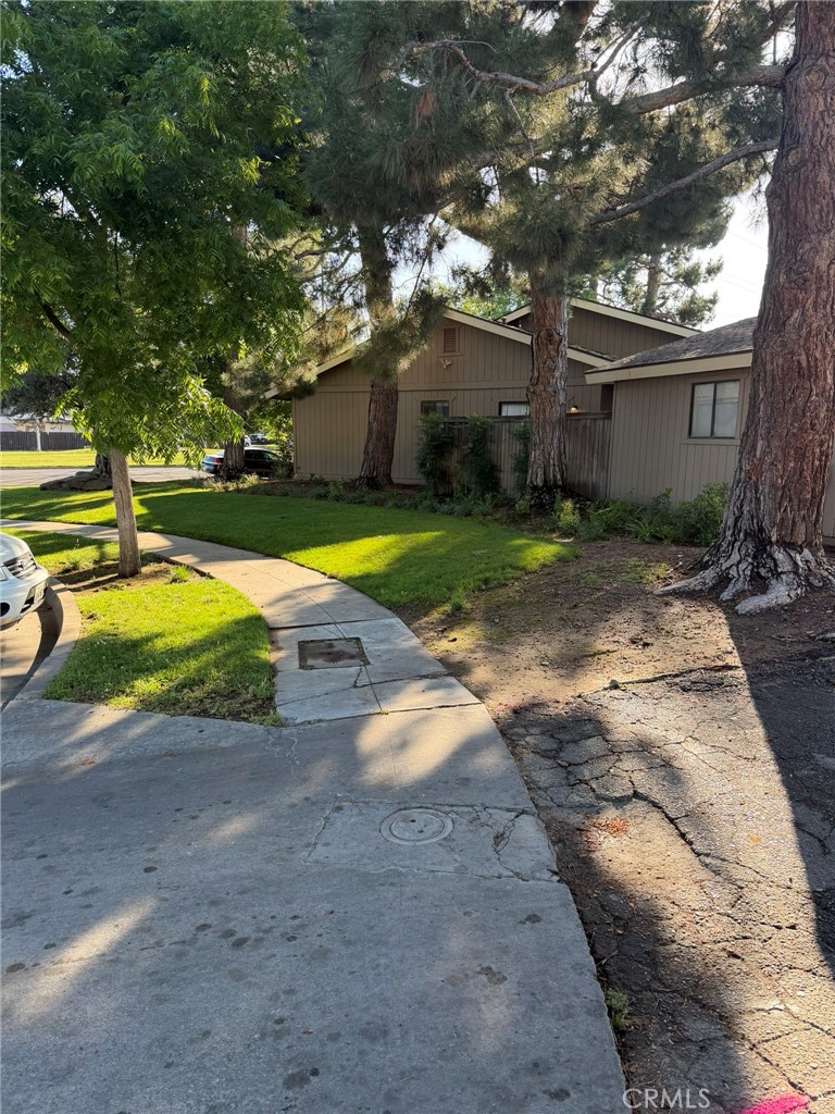 4619 N Emerson, Fresno, CA 93722