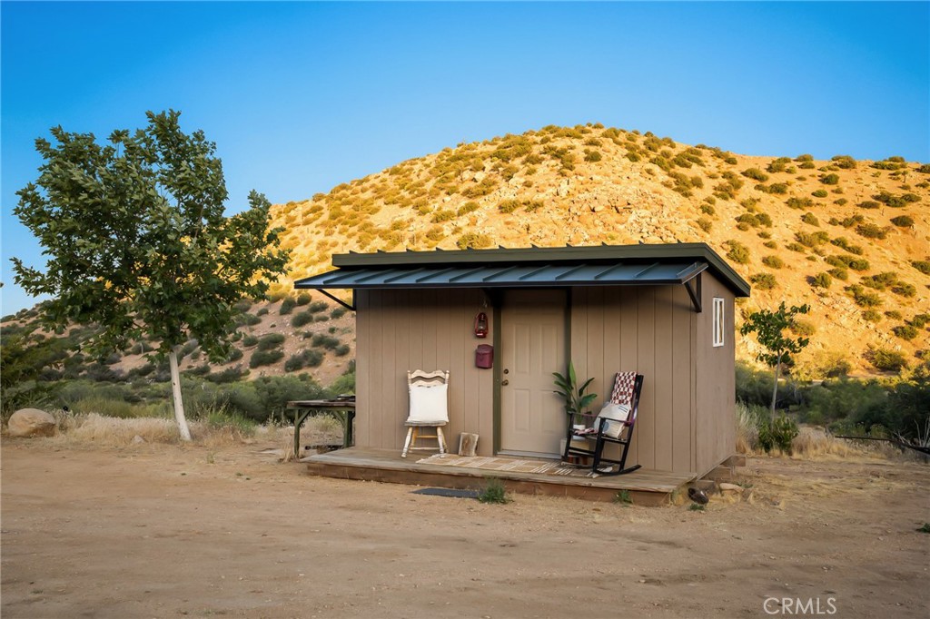 50285 Burns Canyon, Pioneertown, CA 92268