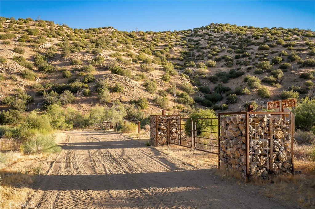 50285 Burns Canyon, Pioneertown, CA 92268
