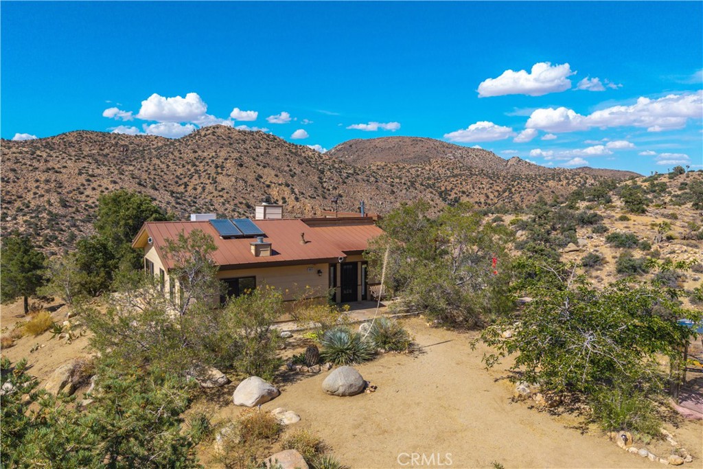 48620 Madison Rd, Pioneertown, CA 92268