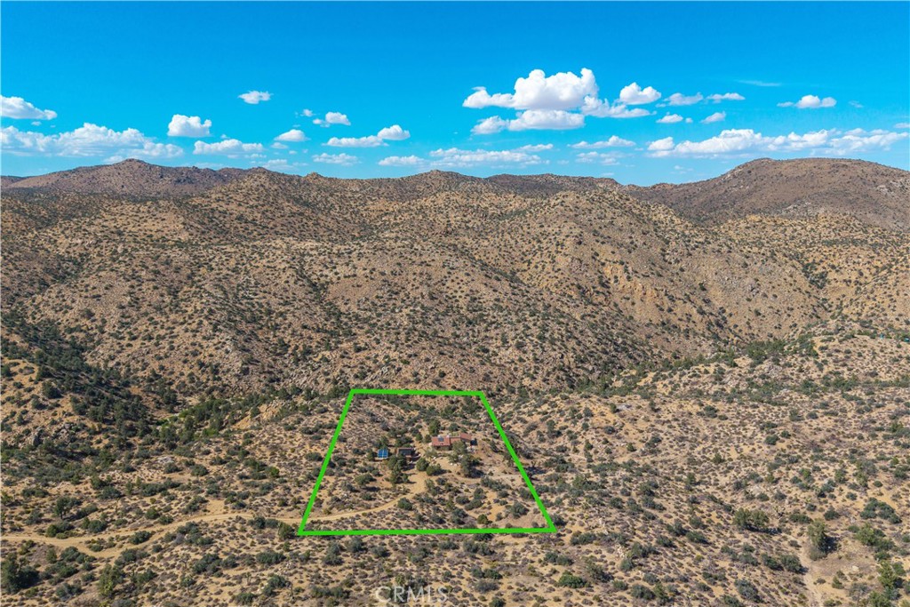 48620 Madison Rd, Pioneertown, CA 92268