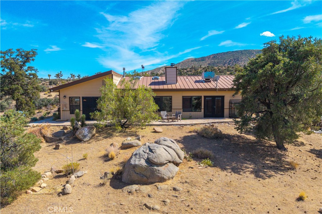 48620 Madison Rd, Pioneertown, CA 92268