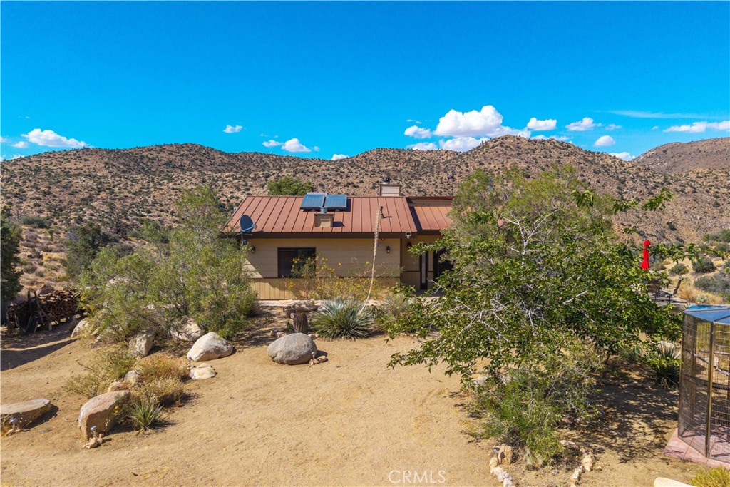 48620 Madison Rd, Pioneertown, CA 92268