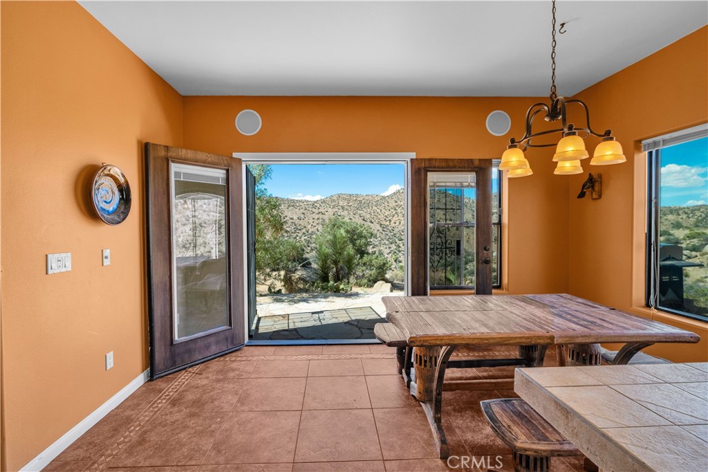 48620 Madison Rd, Pioneertown, CA 92268