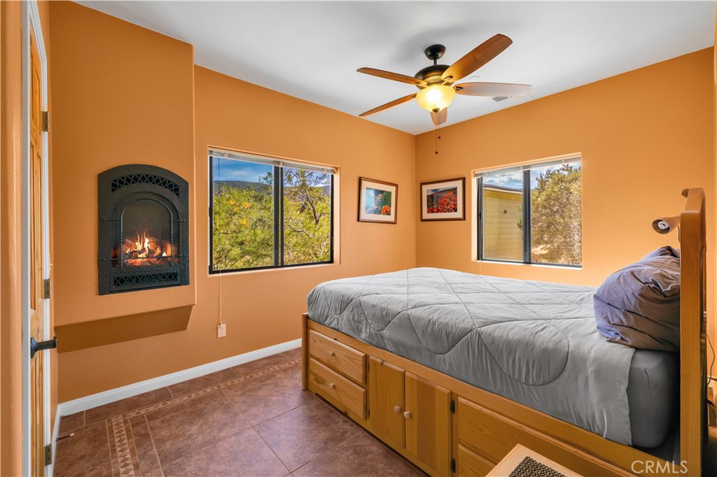 48620 Madison Rd, Pioneertown, CA 92268