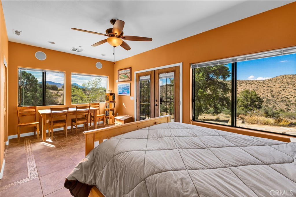 48620 Madison Rd, Pioneertown, CA 92268