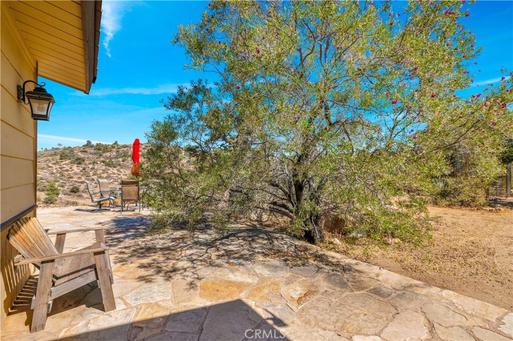 48620 Madison Rd, Pioneertown, CA 92268