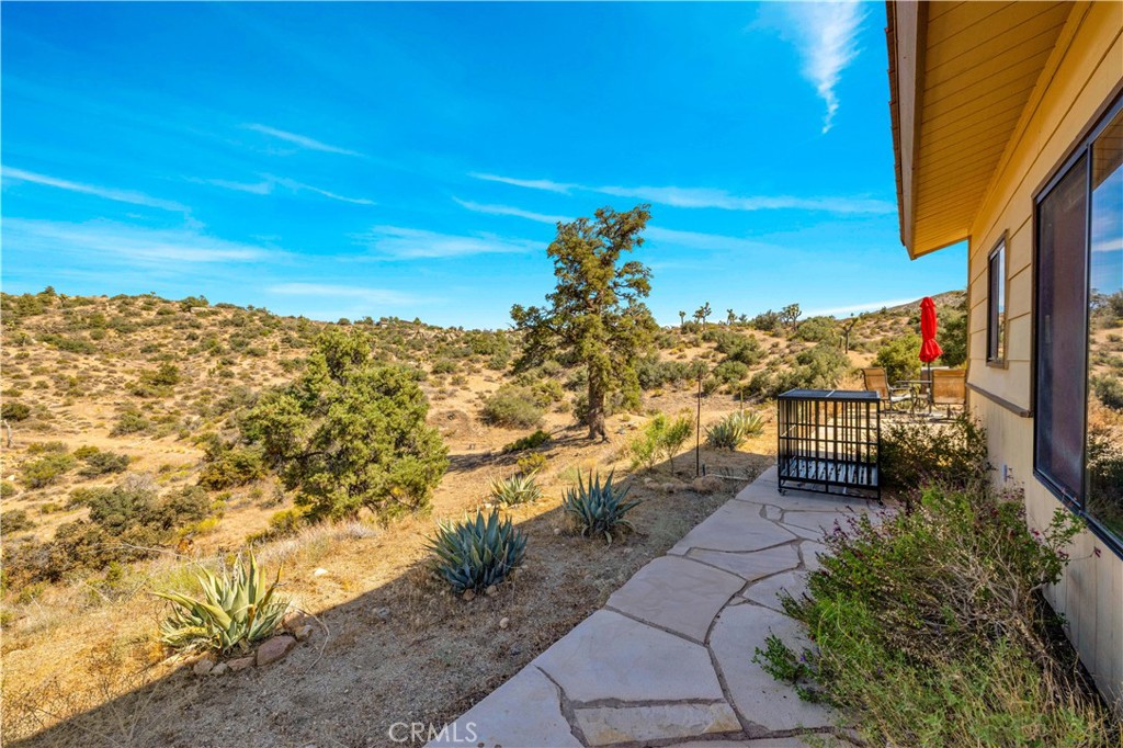 48620 Madison Rd, Pioneertown, CA 92268