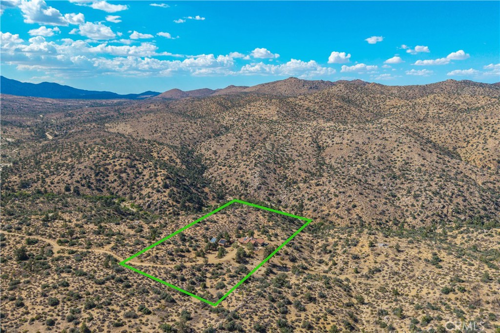 48620 Madison Rd, Pioneertown, CA 92268