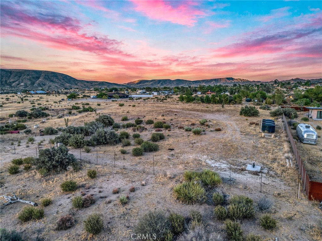 5450 Red Ryder Rd, Pioneertown, CA 92268