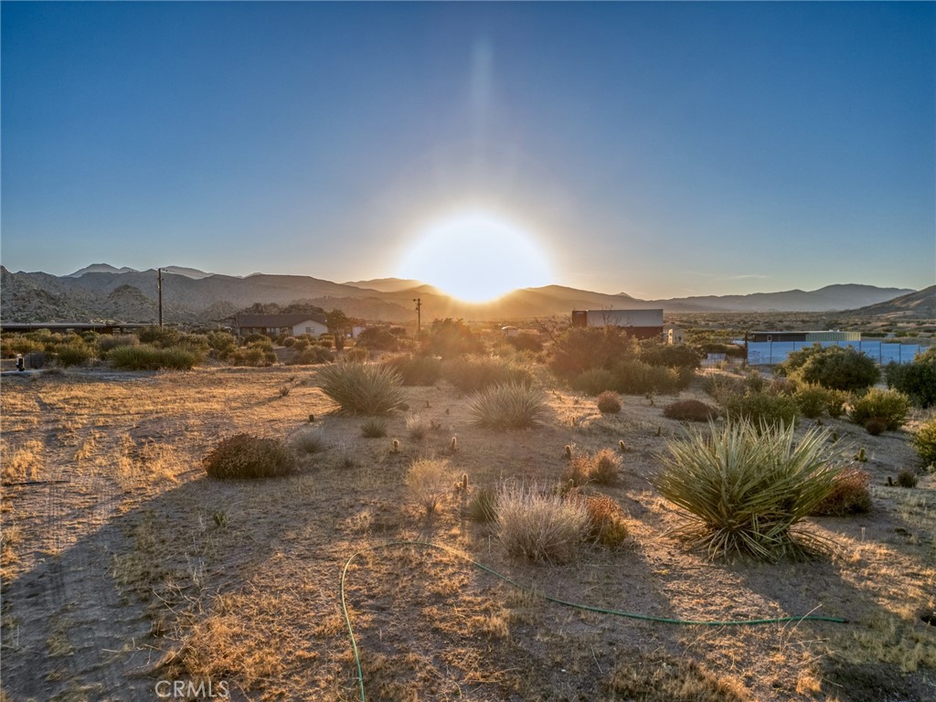 5450 Red Ryder Rd, Pioneertown, CA 92268