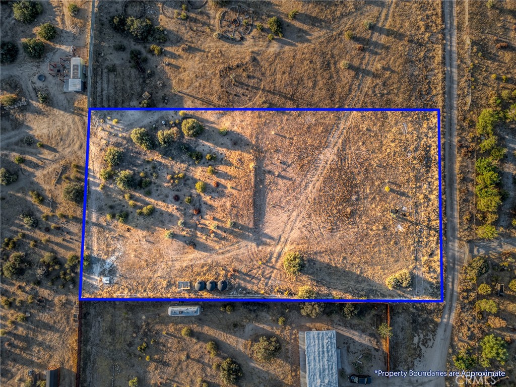 5450 Red Ryder Rd, Pioneertown, CA 92268