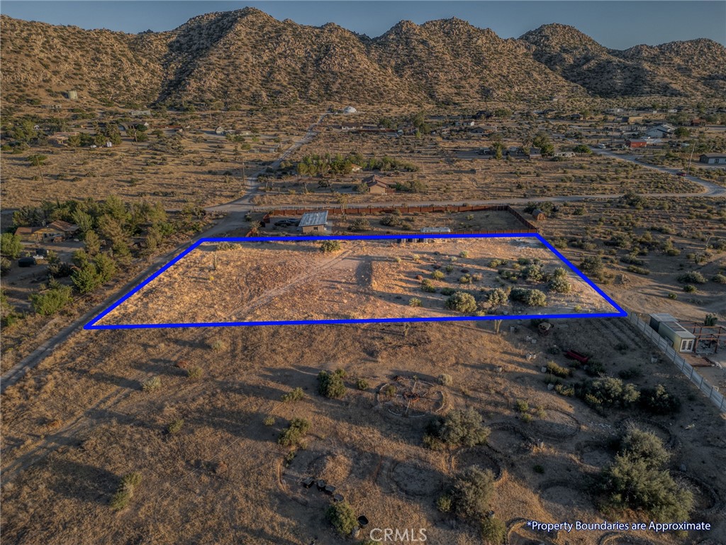 5450 Red Ryder Rd, Pioneertown, CA 92268