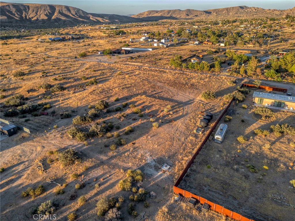 5450 Red Ryder Rd, Pioneertown, CA 92268