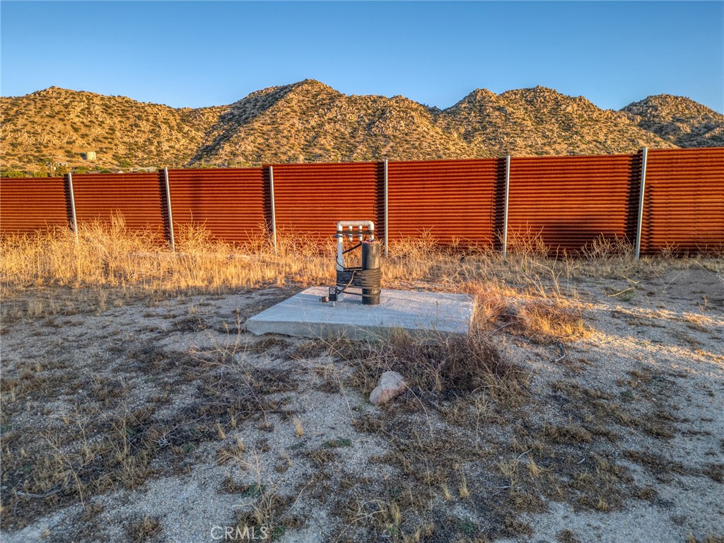 5450 Red Ryder Rd, Pioneertown, CA 92268