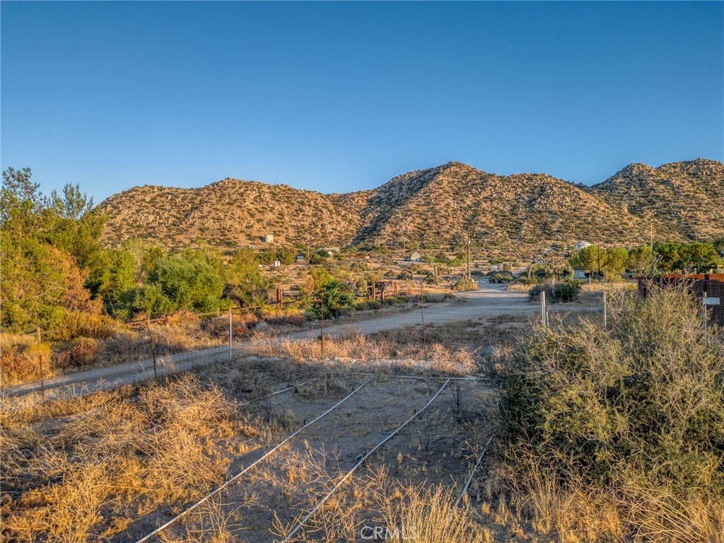 5450 Red Ryder Rd, Pioneertown, CA 92268