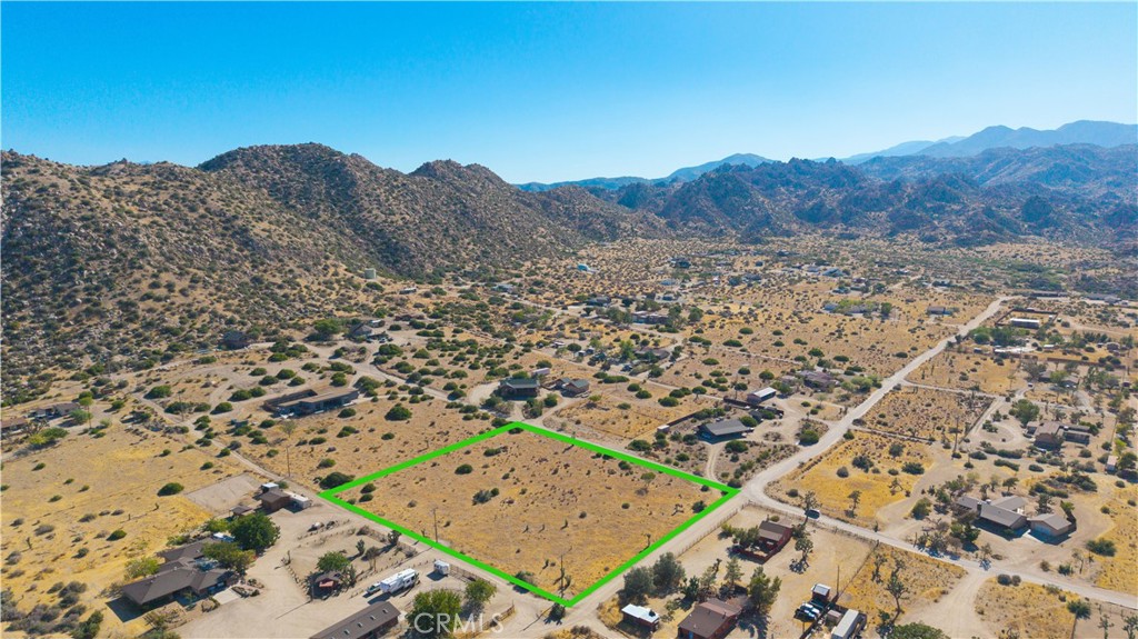 5525 Minna Gombell Ln, Pioneertown, CA 92268