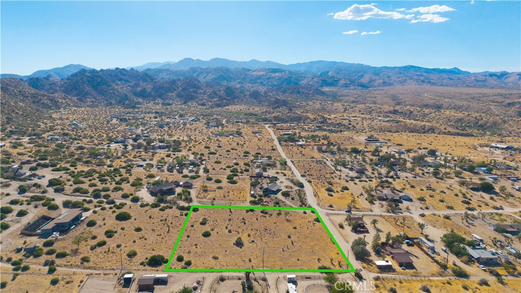 5525 Minna Gombell Ln, Pioneertown, CA 92268