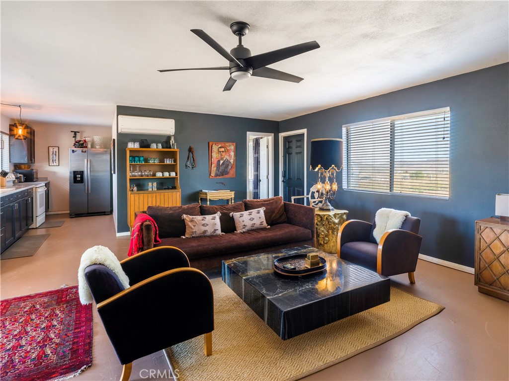 5120 Tom Mix Rd, Pioneertown, CA 92268