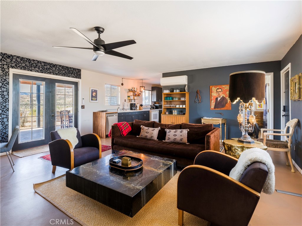 5120 Tom Mix Rd, Pioneertown, CA 92268