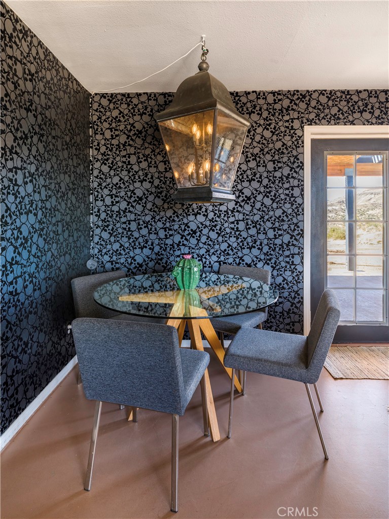 5120 Tom Mix Rd, Pioneertown, CA 92268