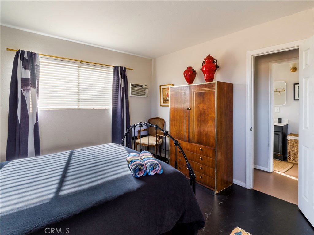 5120 Tom Mix Rd, Pioneertown, CA 92268