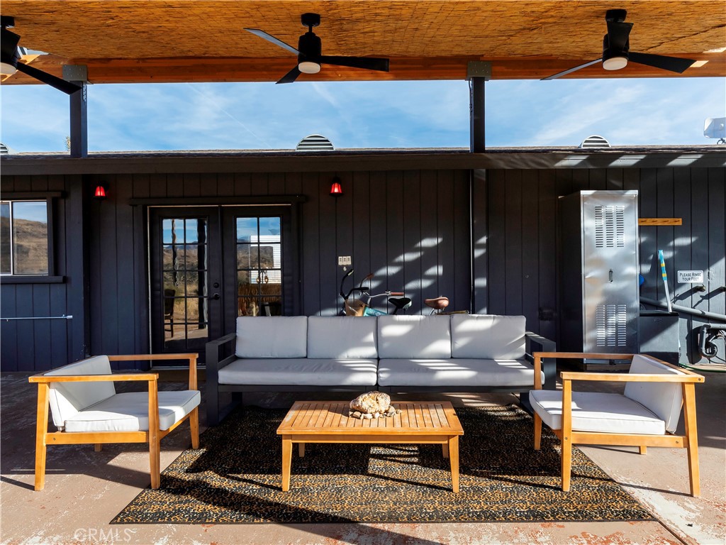 5120 Tom Mix Rd, Pioneertown, CA 92268