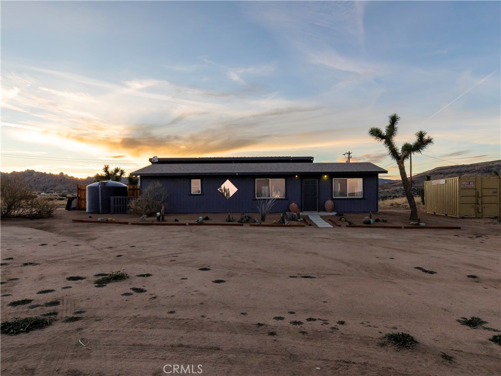 5120 Tom Mix Rd, Pioneertown, CA 92268