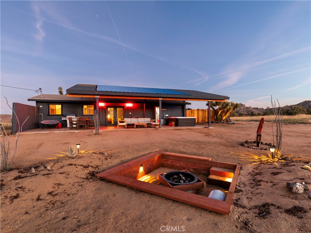 5120 Tom Mix Rd, Pioneertown, CA 92268