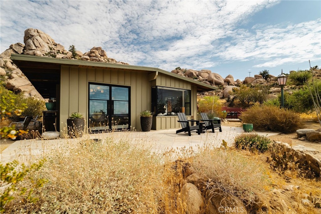 51222 Gamma Gulch Rd, Pioneertown, CA 92268