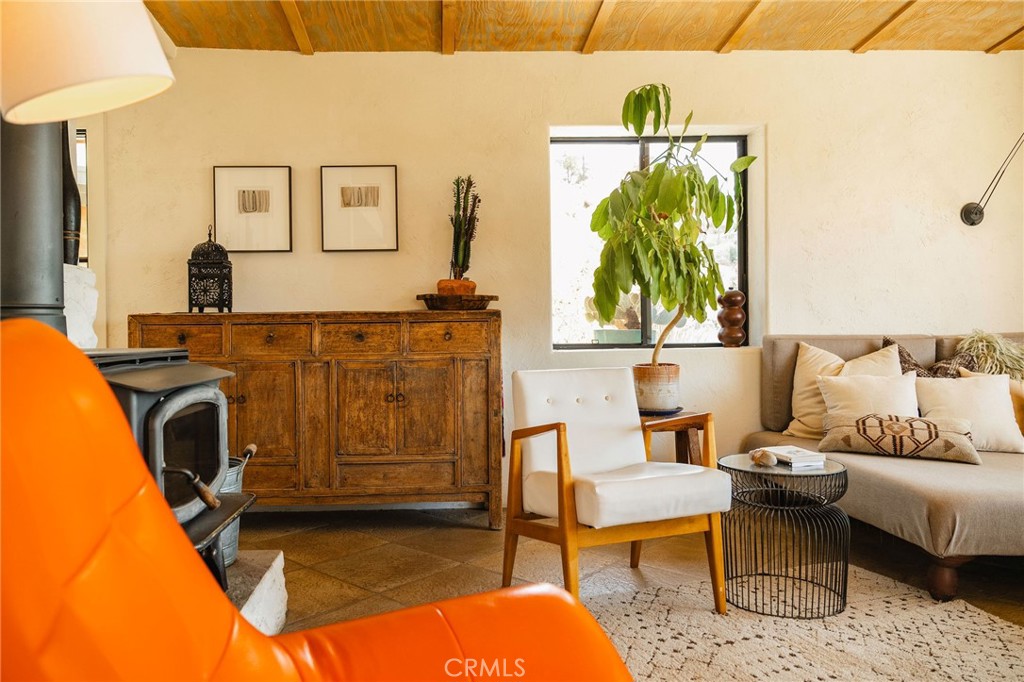 51222 Gamma Gulch Rd, Pioneertown, CA 92268