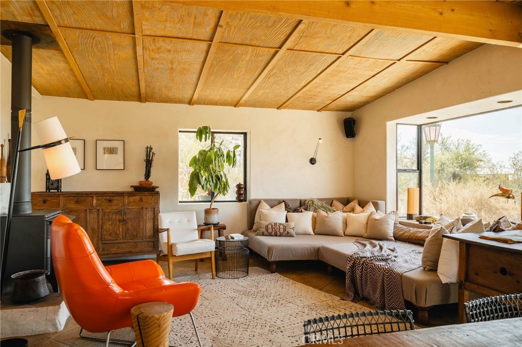 51222 Gamma Gulch Rd, Pioneertown, CA 92268