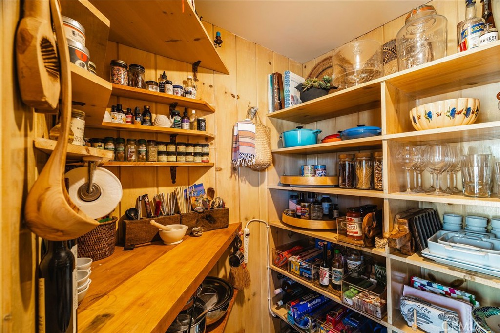 51222 Gamma Gulch Rd, Pioneertown, CA 92268