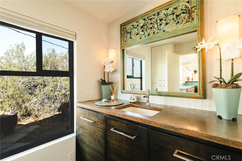 51222 Gamma Gulch Rd, Pioneertown, CA 92268