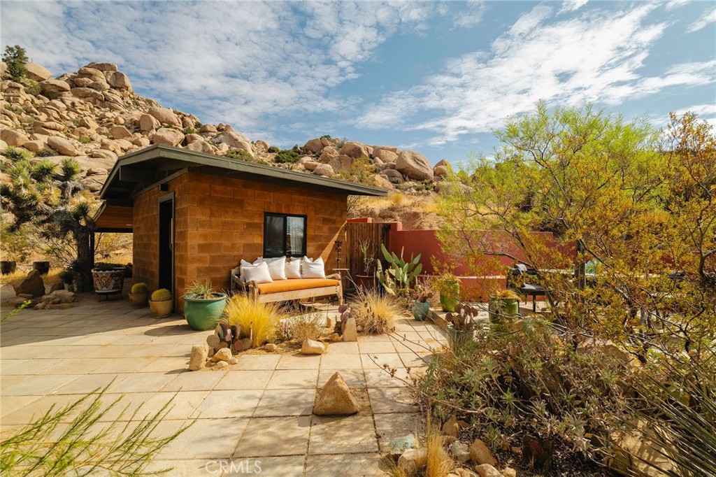 51222 Gamma Gulch Rd, Pioneertown, CA 92268