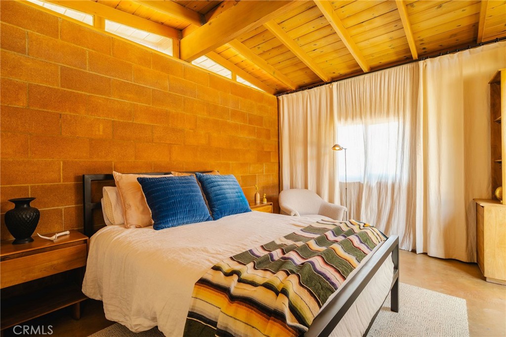 51222 Gamma Gulch Rd, Pioneertown, CA 92268