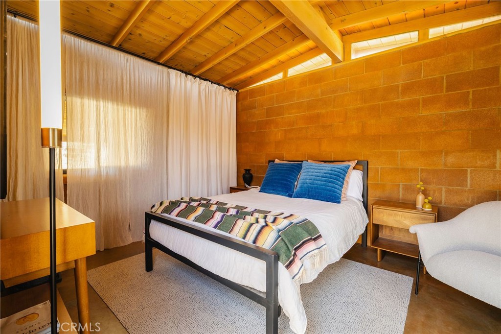51222 Gamma Gulch Rd, Pioneertown, CA 92268