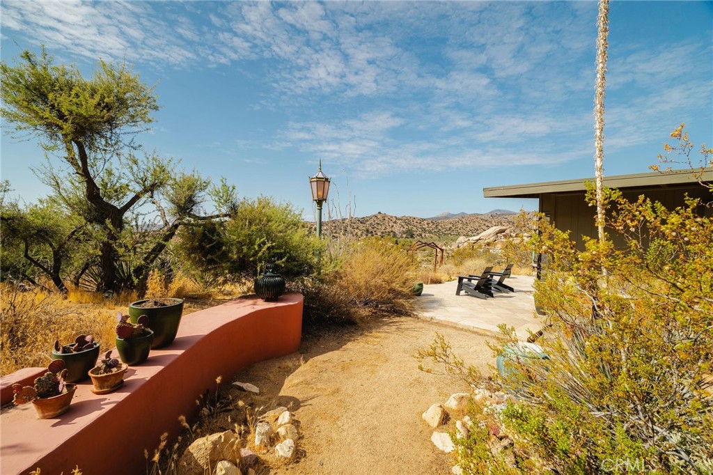 51222 Gamma Gulch Rd, Pioneertown, CA 92268