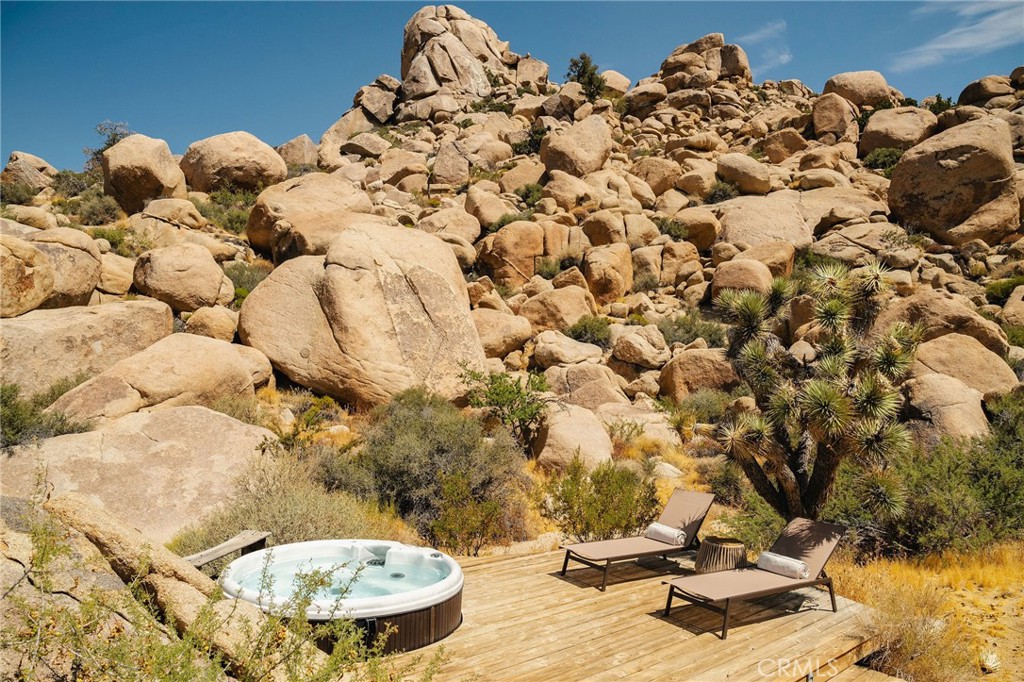 51222 Gamma Gulch Rd, Pioneertown, CA 92268