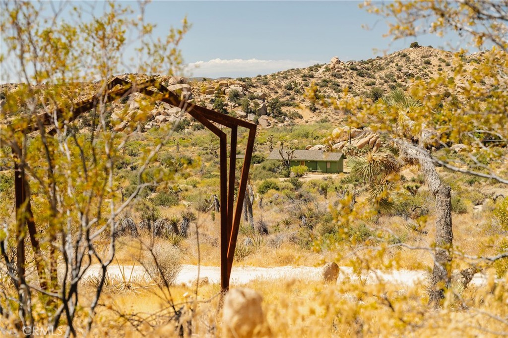 51222 Gamma Gulch Rd, Pioneertown, CA 92268