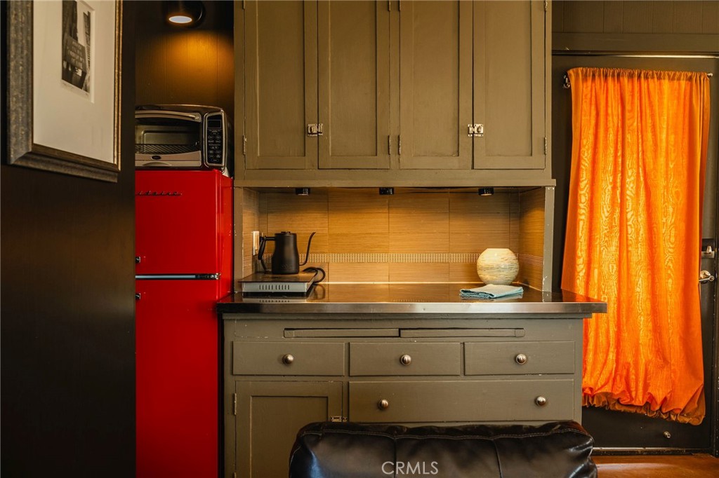 51222 Gamma Gulch Rd, Pioneertown, CA 92268