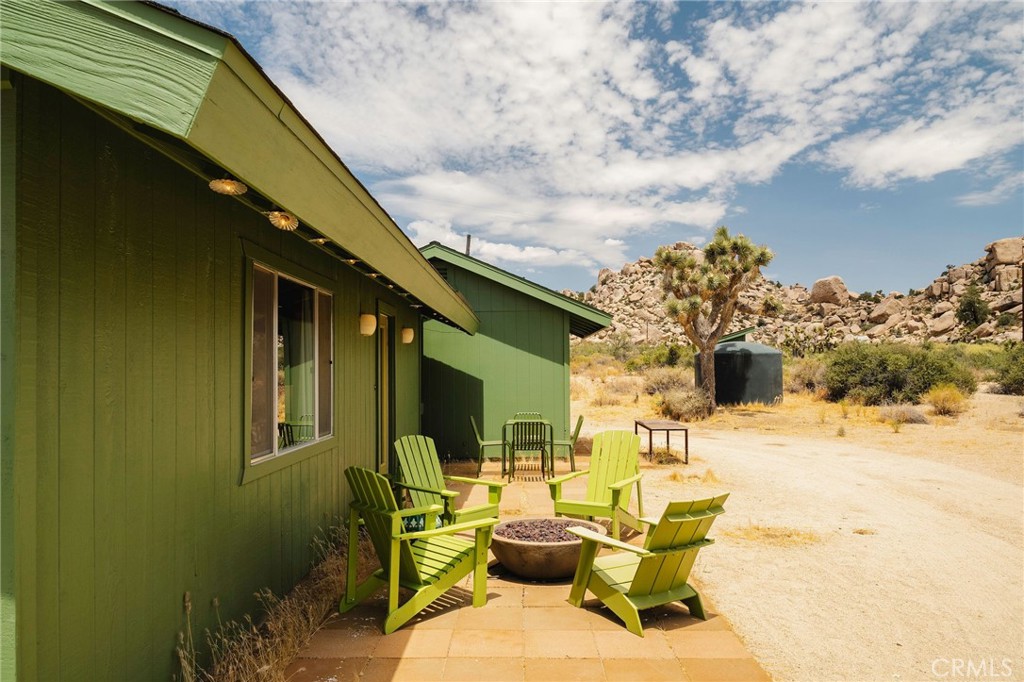 51222 Gamma Gulch Rd, Pioneertown, CA 92268
