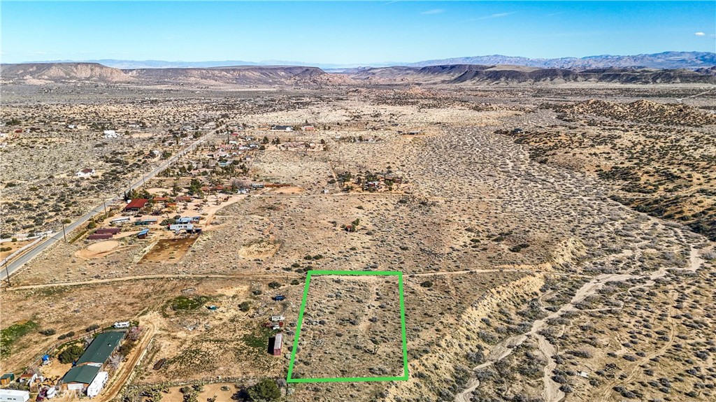 1234 Bisbee Rd, Pioneertown, CA 92268