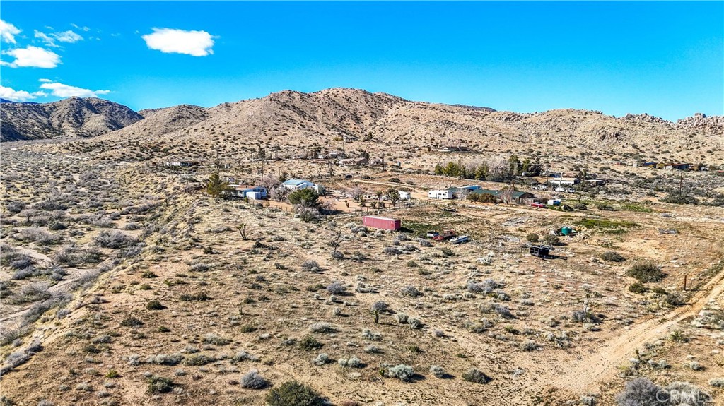 1234 Bisbee Rd, Pioneertown, CA 92268