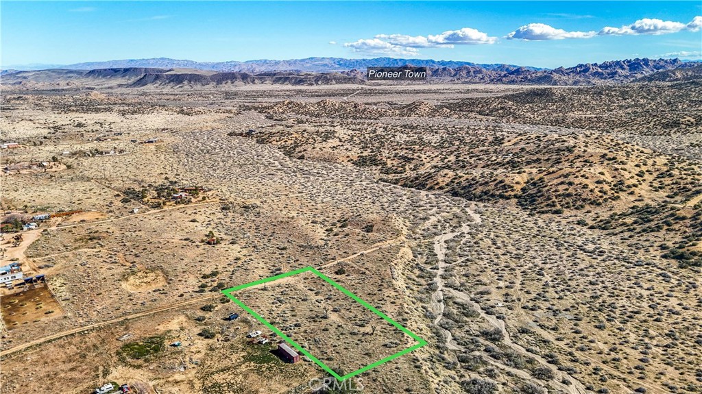 1234 Bisbee Rd, Pioneertown, CA 92268