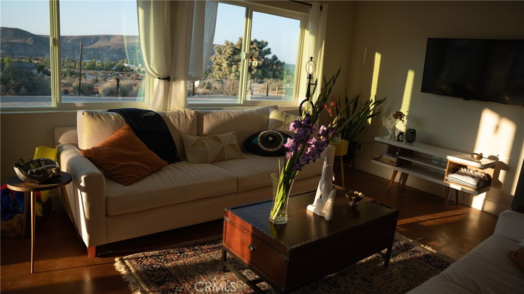 5634 Red Ryder, Pioneertown, CA 92268