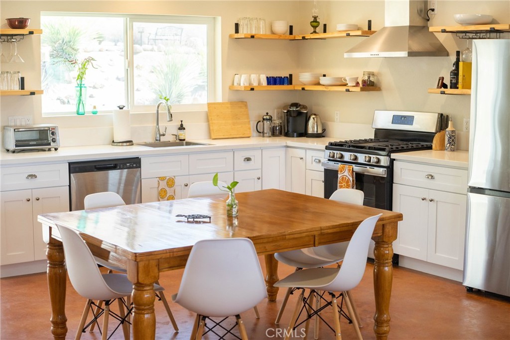 5634 Red Ryder, Pioneertown, CA 92268